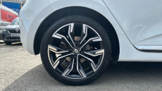 Renault Clio 1.6 E-TECH full hybrid 145 Techno 5dr Auto Hybrid Hatchback